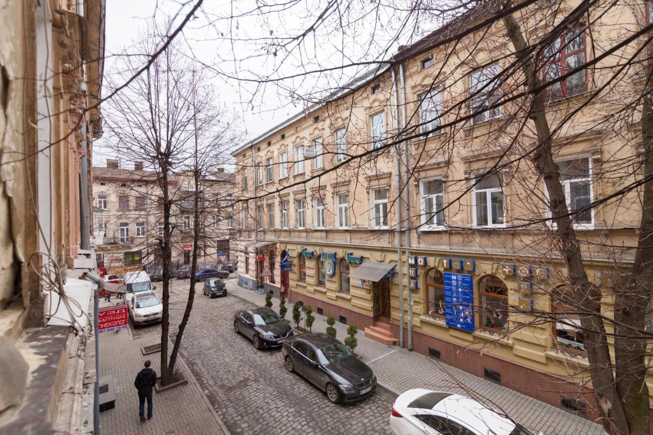 3Х Комнатная Уютная Квартира В Центре Львова Luaran gambar